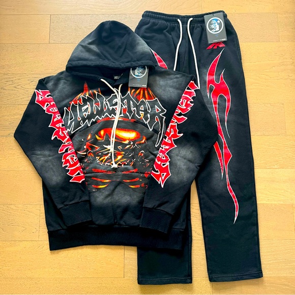 Black & Red Hellstar Halloween SweatSuit‼️
